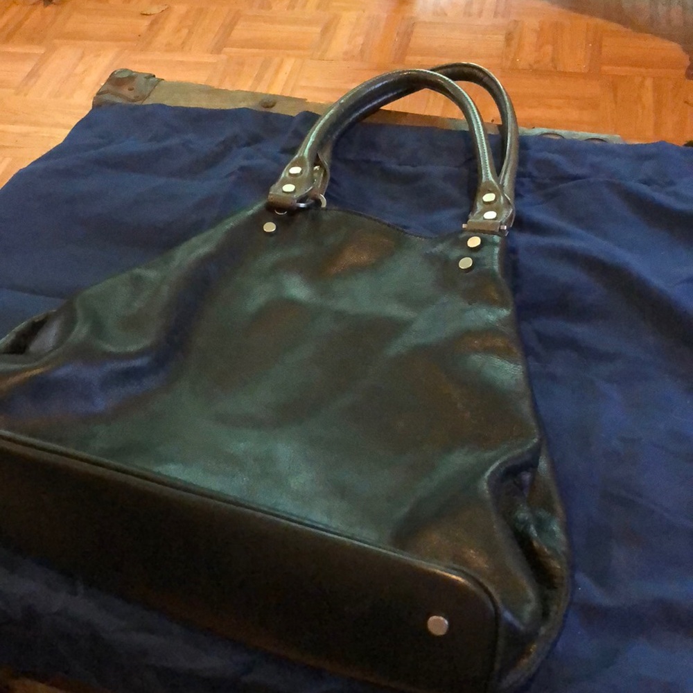 Kenneth Cole satchel